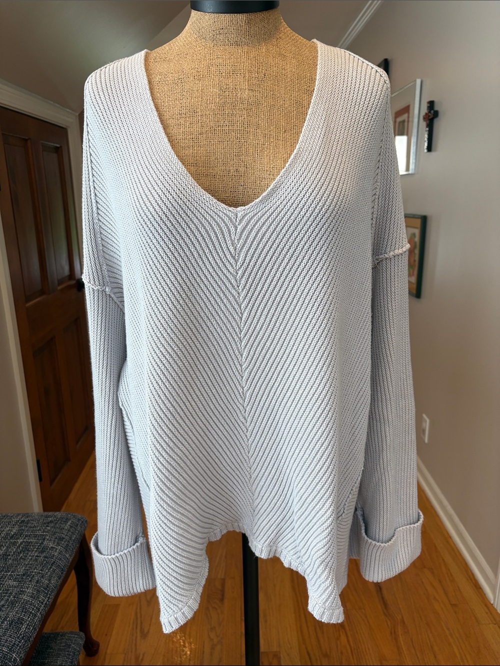 Light Gray V-Neck Knit Sweater - Women's